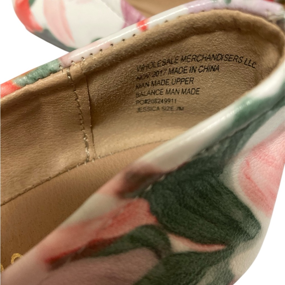 Falls Creek Size 7 Floral Watercolor Ballet Flats - Picture 9 of 12